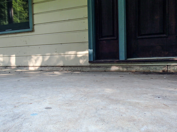 Concrete Repair Solutions CN RES CR PolyLevel Porch 01 Before concrete repair