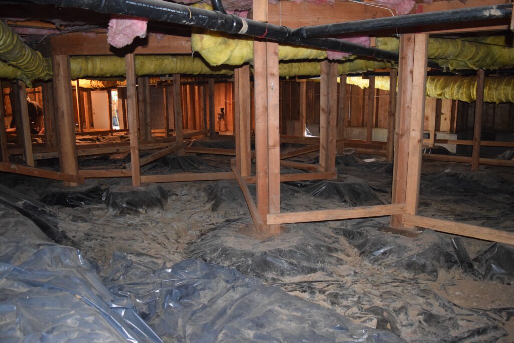 Crawl Space Encapsulation in Portland, OR before-7 Crawl Space Encapsulation in Portland OR before 7 crawl